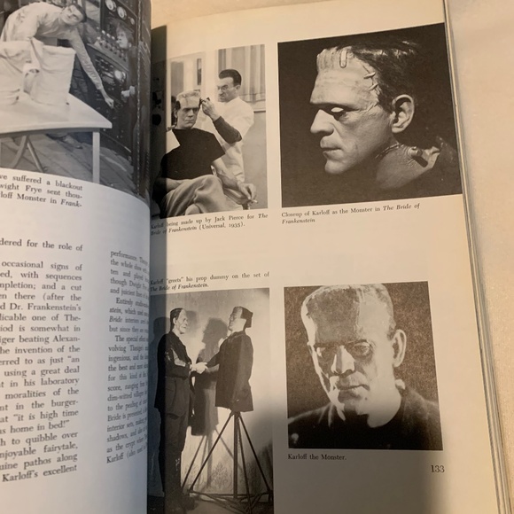 Vintage Book "Heroes of the Horrors" - Picture 5 of 9